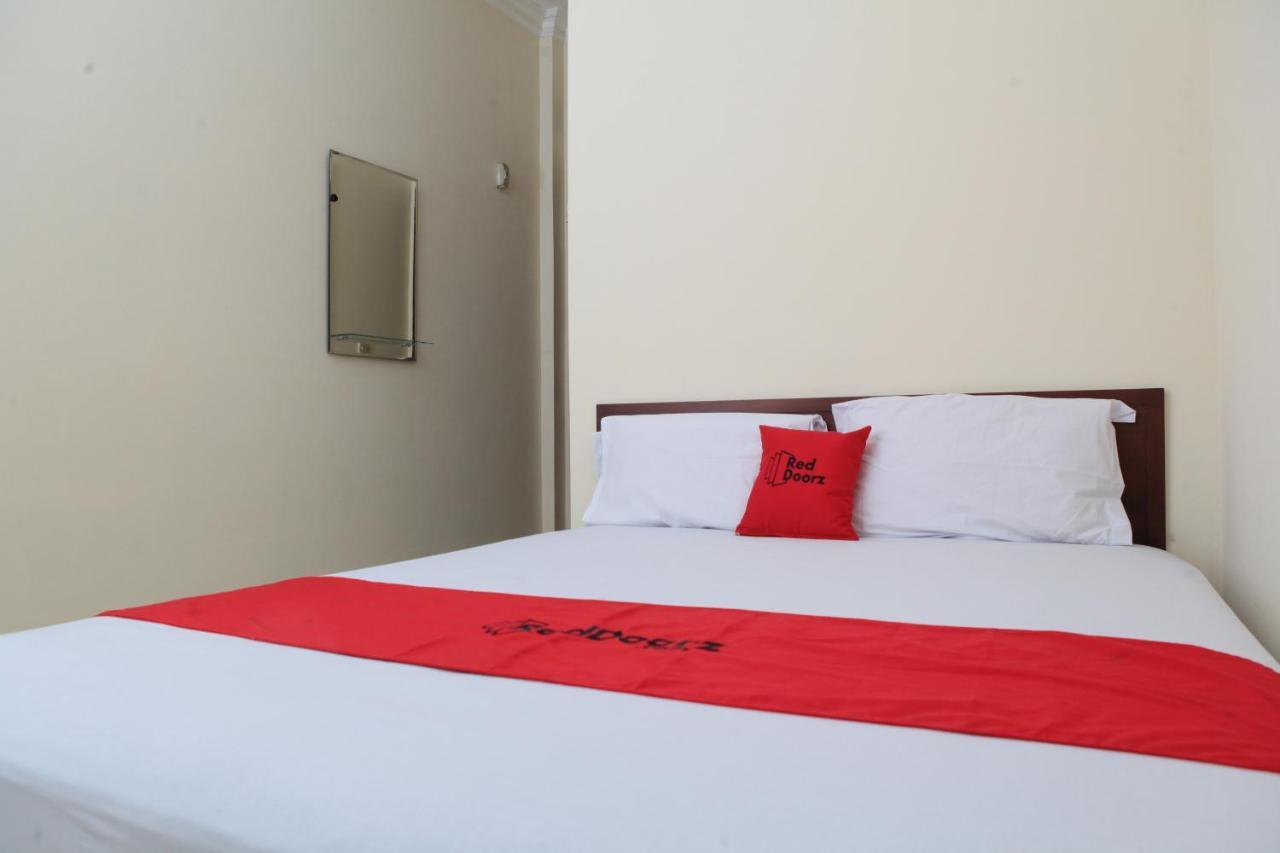 Reddoorz Near Maranatha University 3 Μπαντούνγκ Εξωτερικό φωτογραφία
