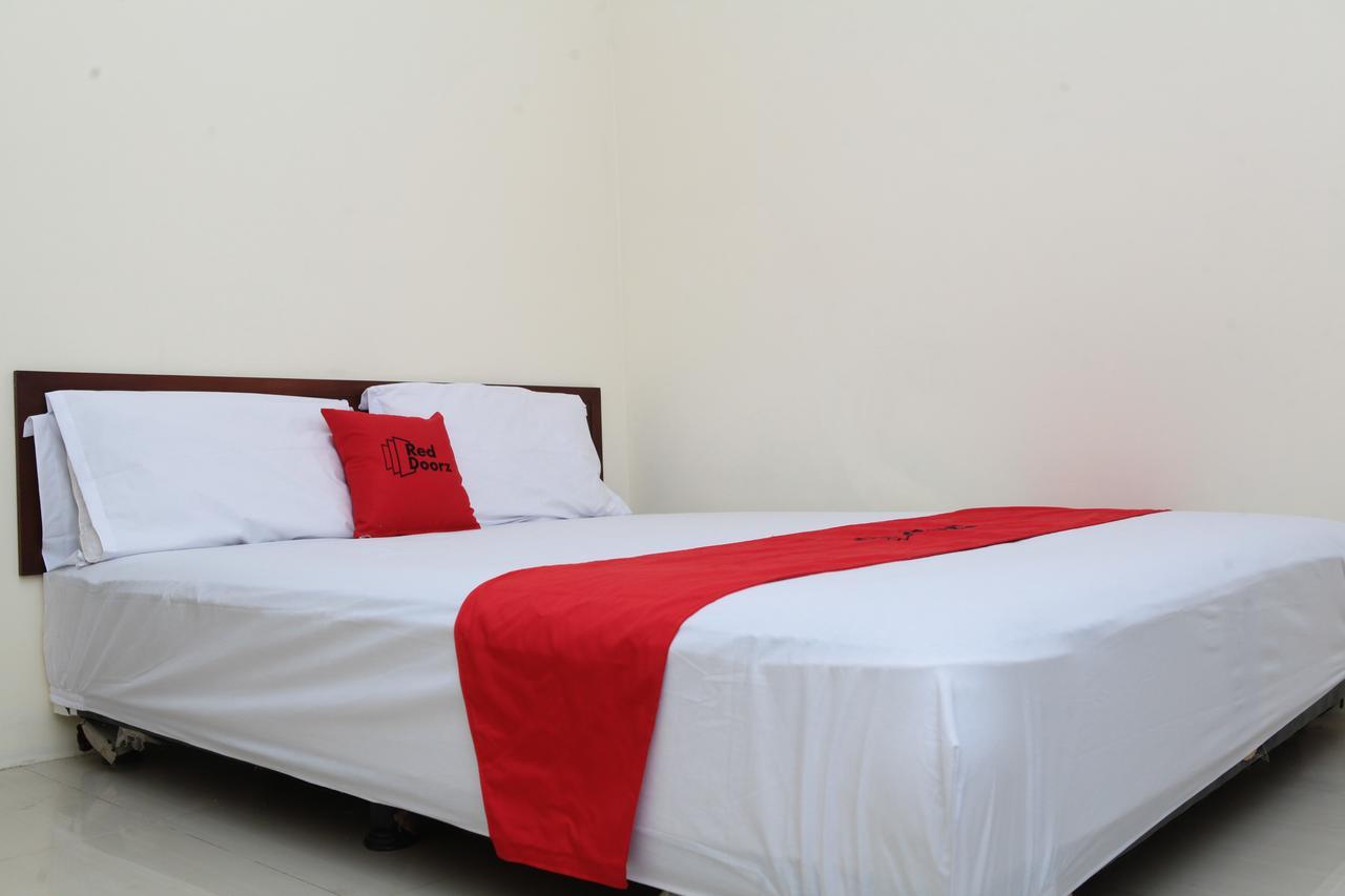 Reddoorz Near Maranatha University 3 Μπαντούνγκ Εξωτερικό φωτογραφία